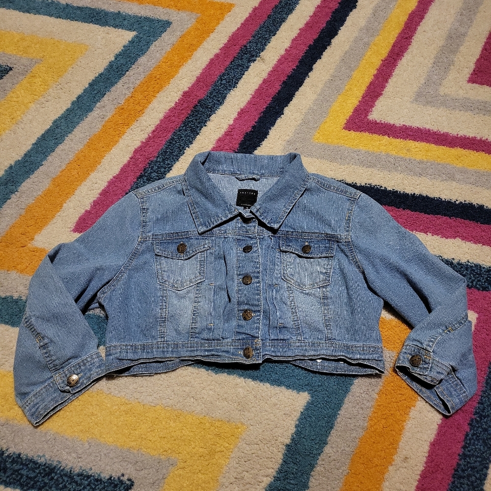 Juniors Size Medium Therapy By Lane Crawford Crop Denim Jean Jacket
